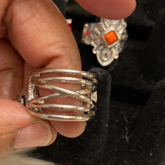 Everything must go - Picture 5 of 12